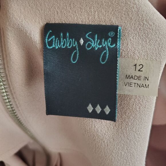 Gabby Skye Women's Sheath Dress Size 12 Black Cream Pink Cut-Out Bodycon NEW - Picture 4 of 7